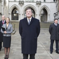 Stephen Fry as British Prime Minister Davies in 24: Live Another Day Episode 3