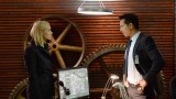 Steve Navarro (Benjamin Bratt) gives Kate Morgan (Yvonne Strahovski) information in 24: Live Another Day Episode 5