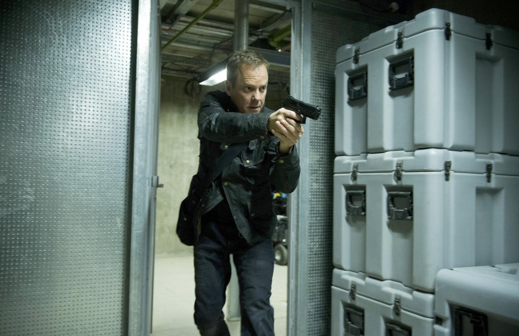 Jack Bauer (Kiefer Sutherland) chases Navarro in 24: Live Another Day Episode 9