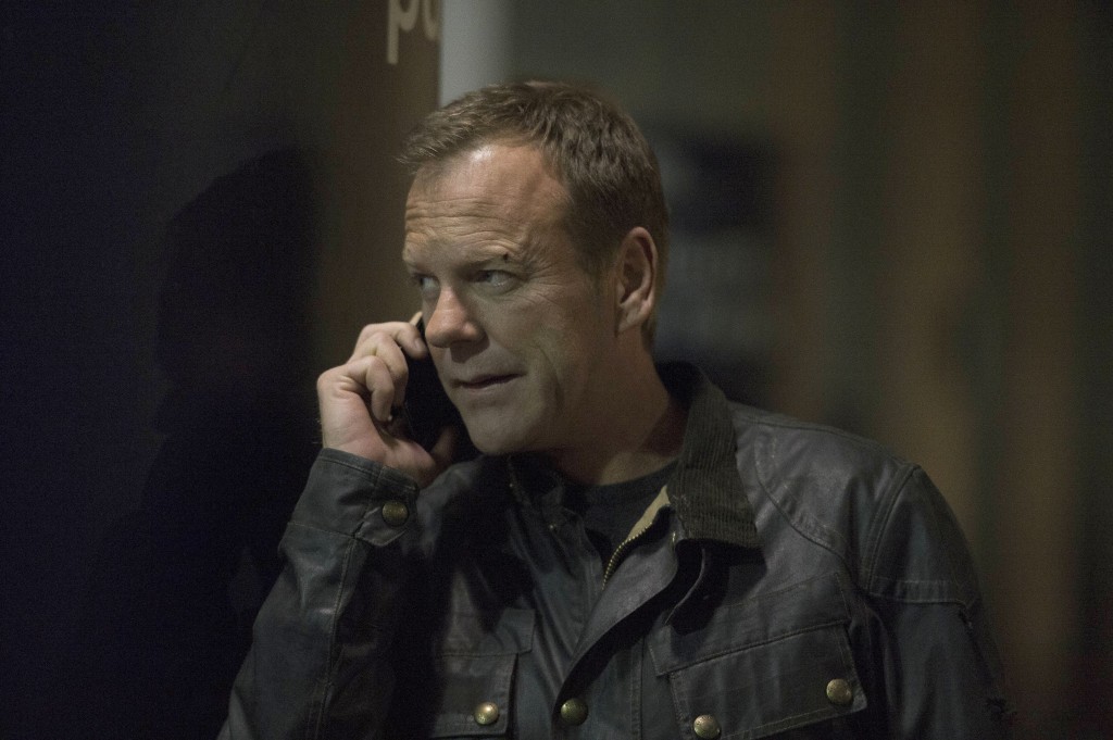 Jack Bauer (Kiefer Sutherland) gives good news to President Heller's team in 24: Live Another Day Episode 9