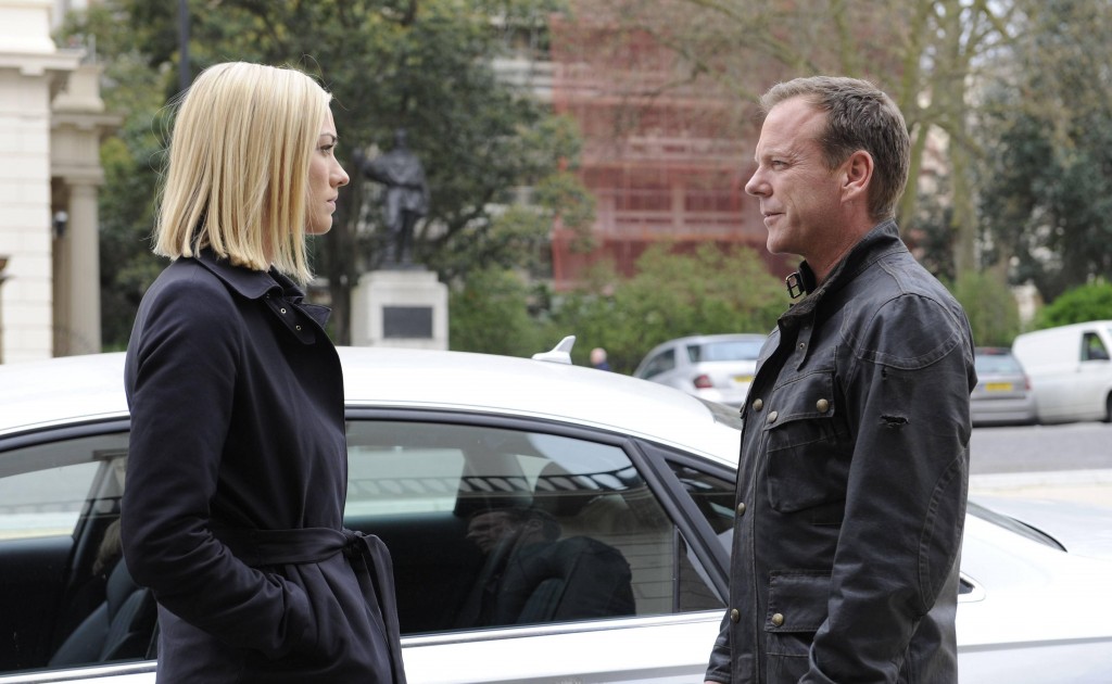 Jack Bauer (Kiefer Sutherland) discusses plans with Kate Morgan (Yvonne Strahovski) in 24: Live Another Day Episode 6