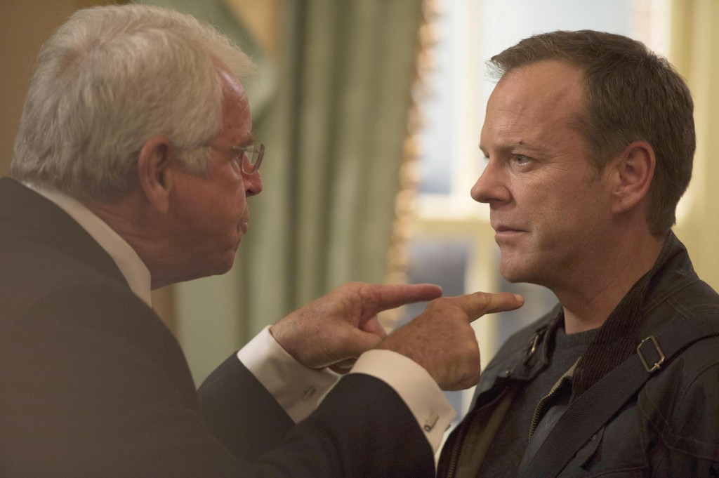 President Heller (William Devane) asks Jack Bauer (Kiefer Sutherland) for help in 24: Live Another Day Episode 8