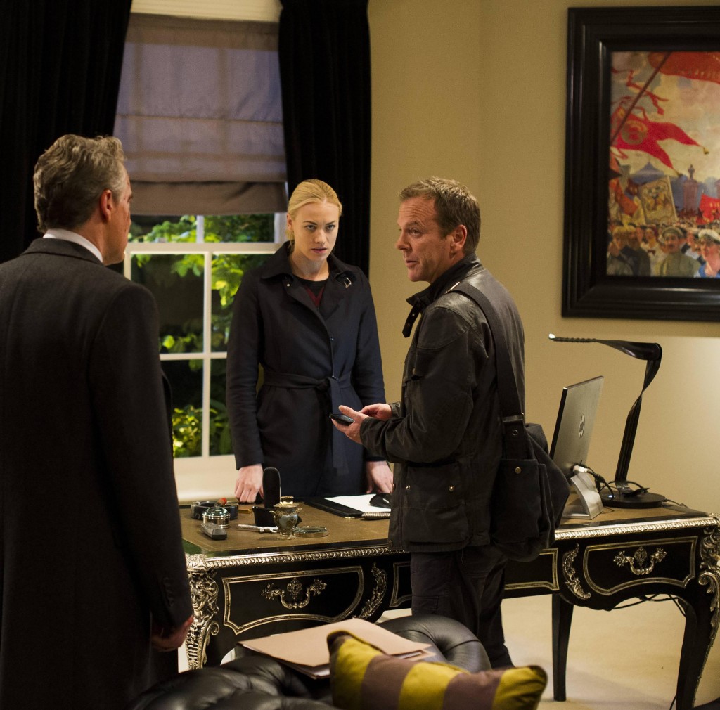 Jack Bauer (Kiefer Sutherland) and Kate Morgan (Yvonne Strahovski) look for intel in the 24: Live Another Day Finale