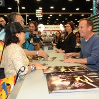 Kiefer Sutherland meeting fans at San Diego Comic-Con 2014