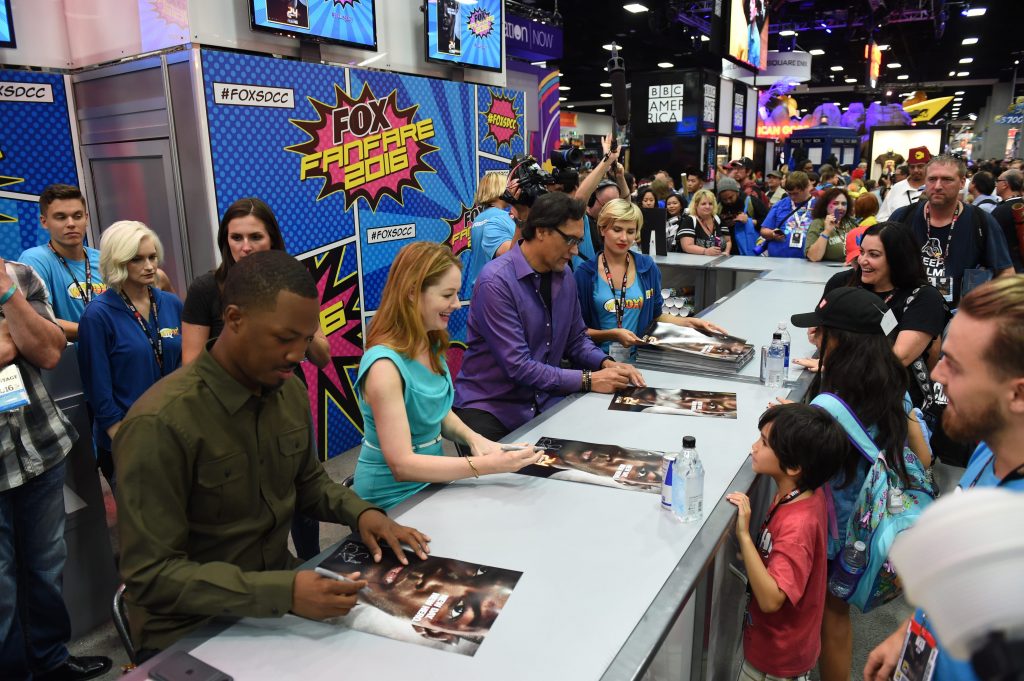 24: Legacy cast members signing autographs at 24: Legacy San Diego Comic-Con 2016 Fan Signing