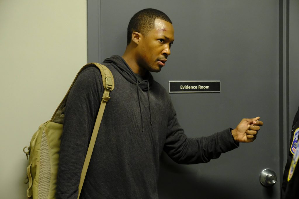 Corey Hawkins as Eric Carter in 24: Legacy Episode 2 - 007