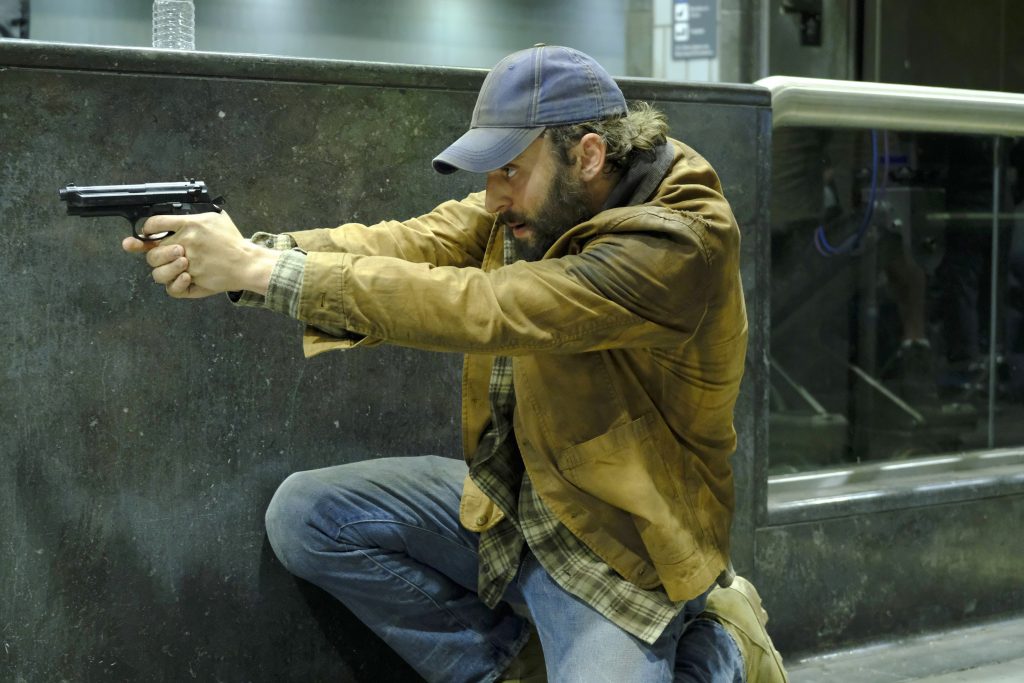 Ben Grimes (Charlie Hofheimer) shootout in 24: Legacy Episode 3