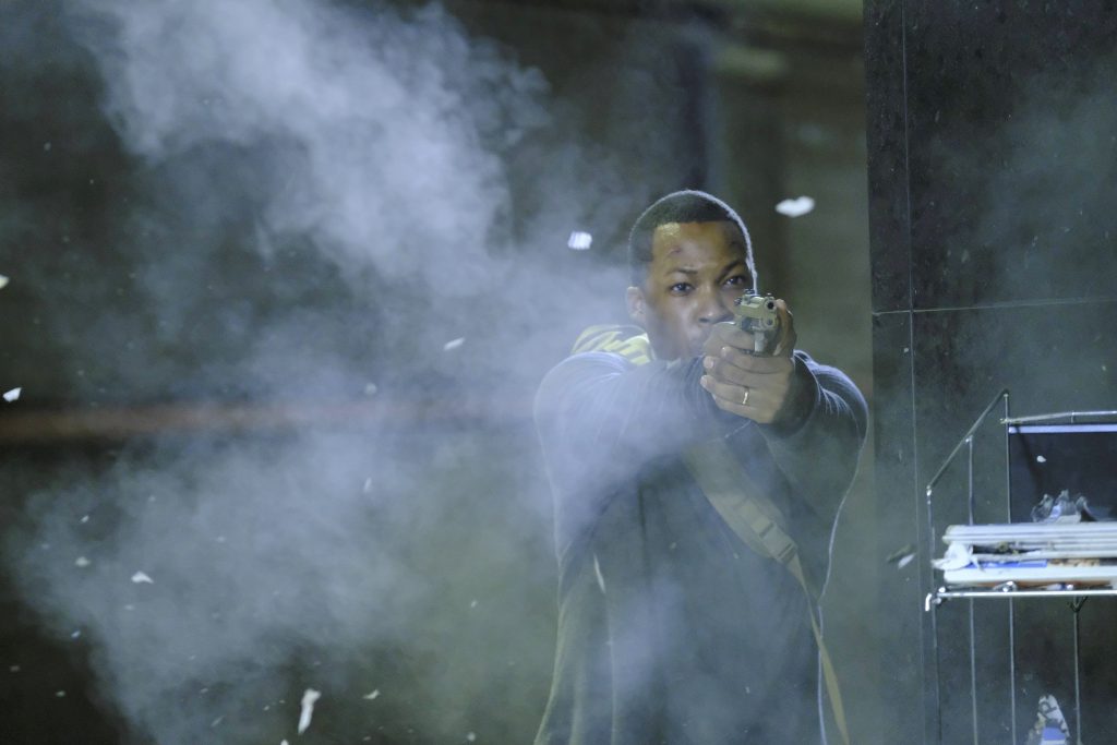 Eric Carter shootout in 24: Legacy Episode 3