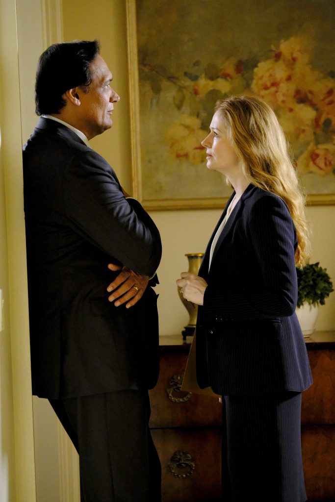 Jimmy Smits and Miranda Otto in 24: Legacy Episode 3