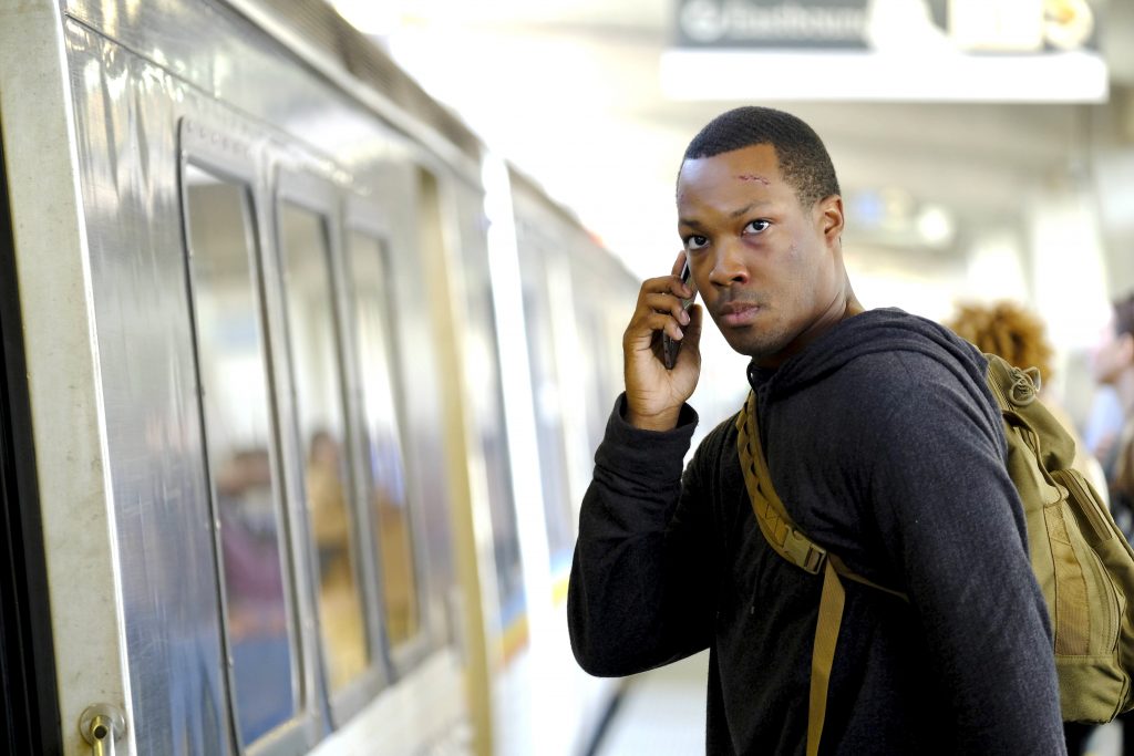 Eric Carter (Corey Hawkins) boards train in 24: Legacy Episode 3